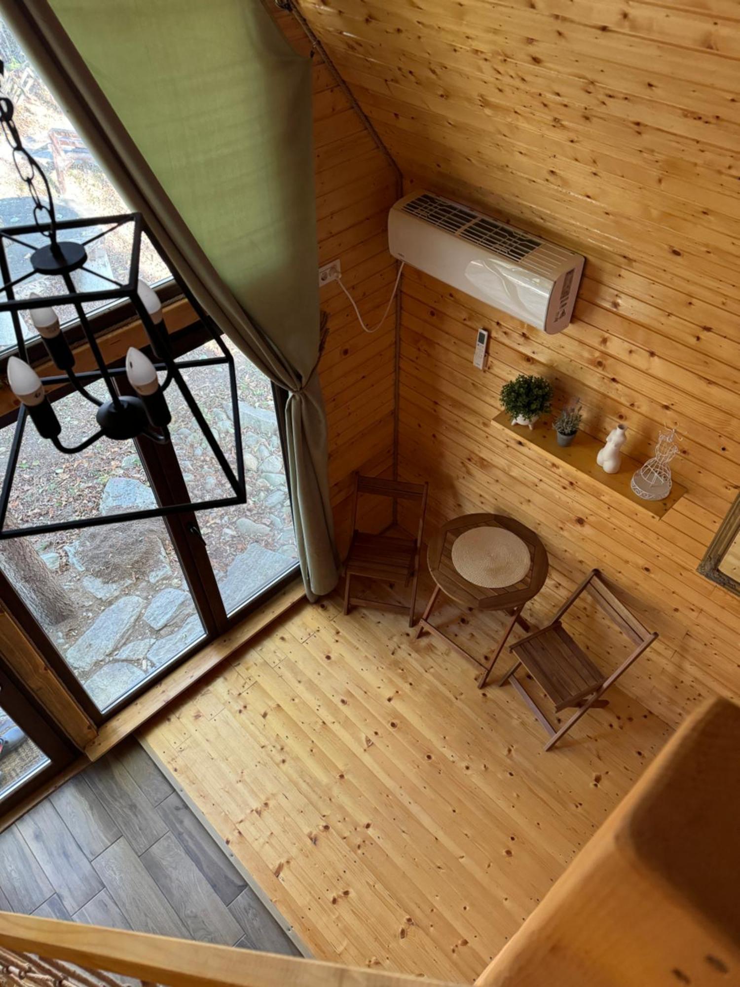 Guest house Conacul Lui Patrick